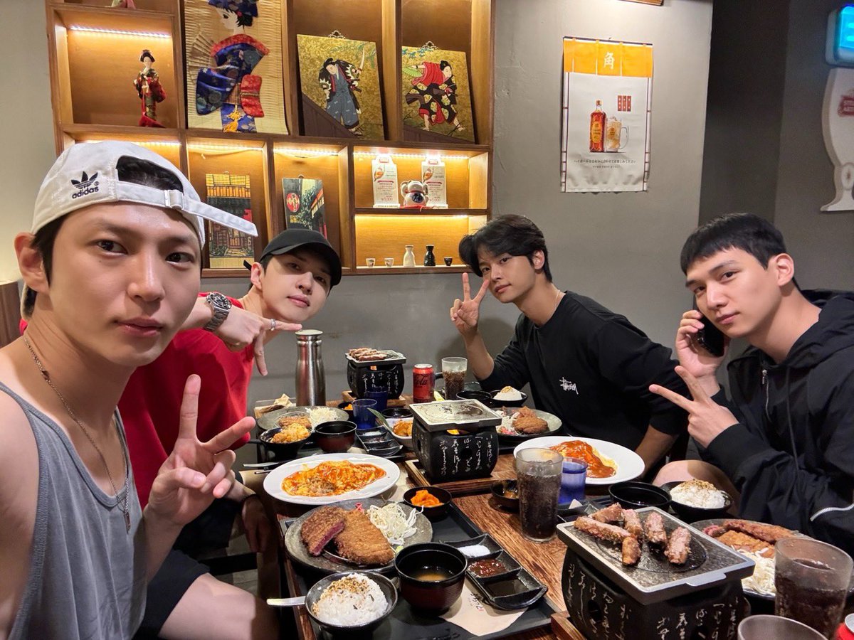 VIXX_KEN tweet media