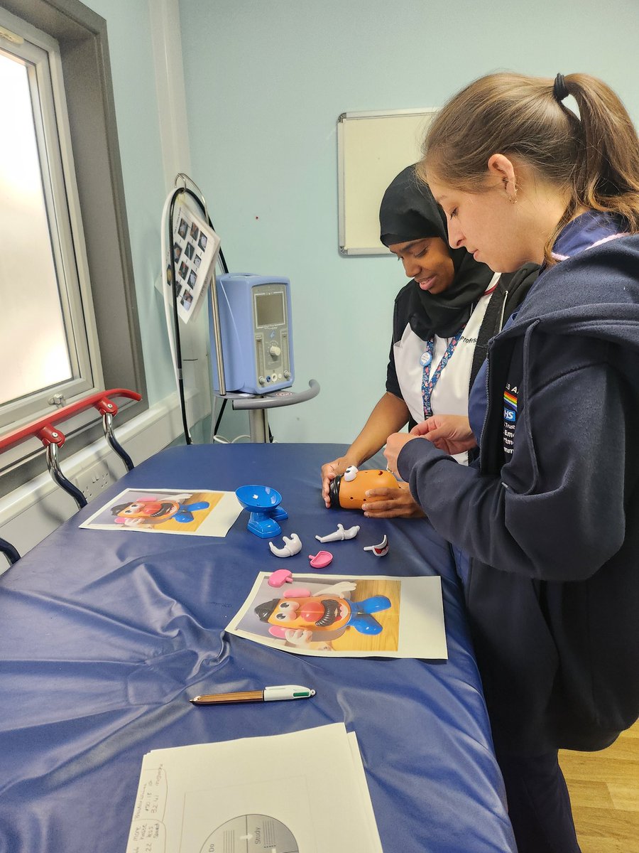 nurseynorth tweet media