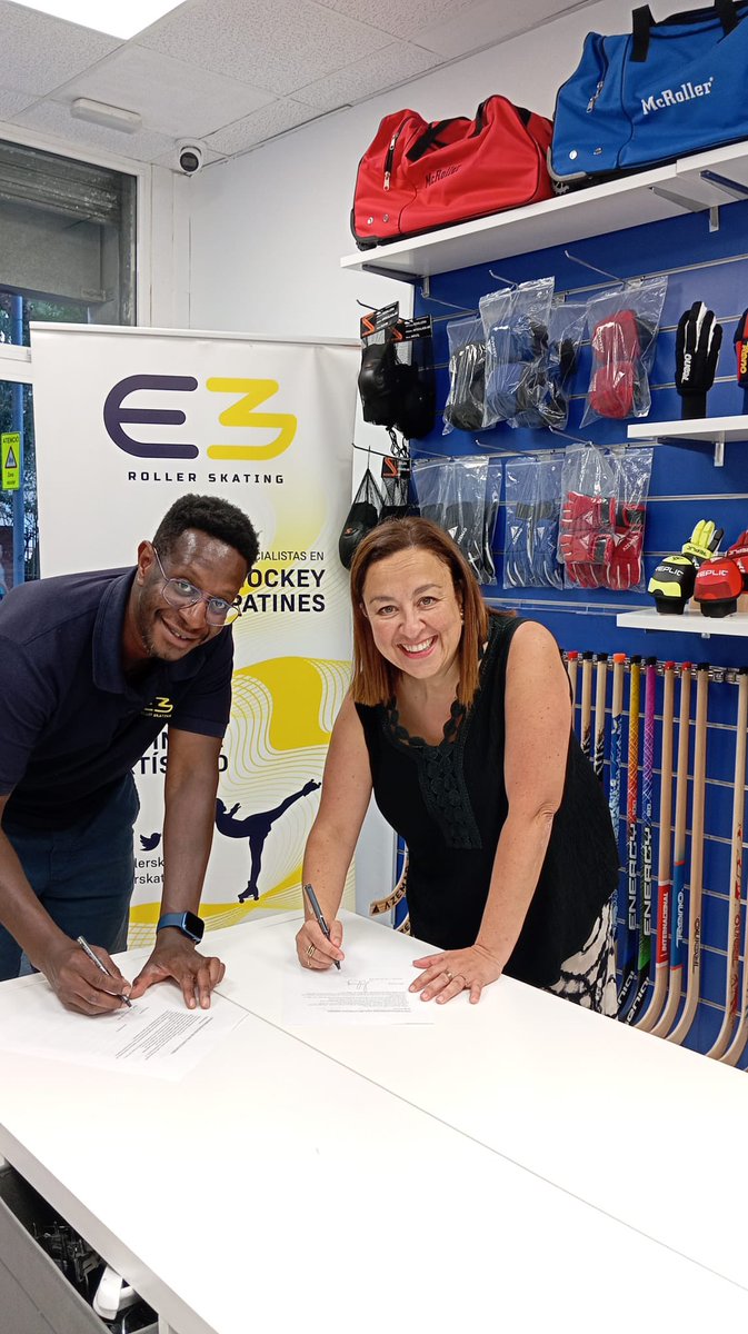 clubpaticongres's tweet photo. Us volem anunciar que hem signat un NOU ACORD DE PATROCINI amb la botiga de material esportiu per a la pràctica d’hoquei @e3rollerskating ‼️

A partir d’avui mateix, ja podeu anar a comprar tot aquell material que necessiteu per a preparar la temporada 💪🏼 https://t.co/Xng9wmbDSd
