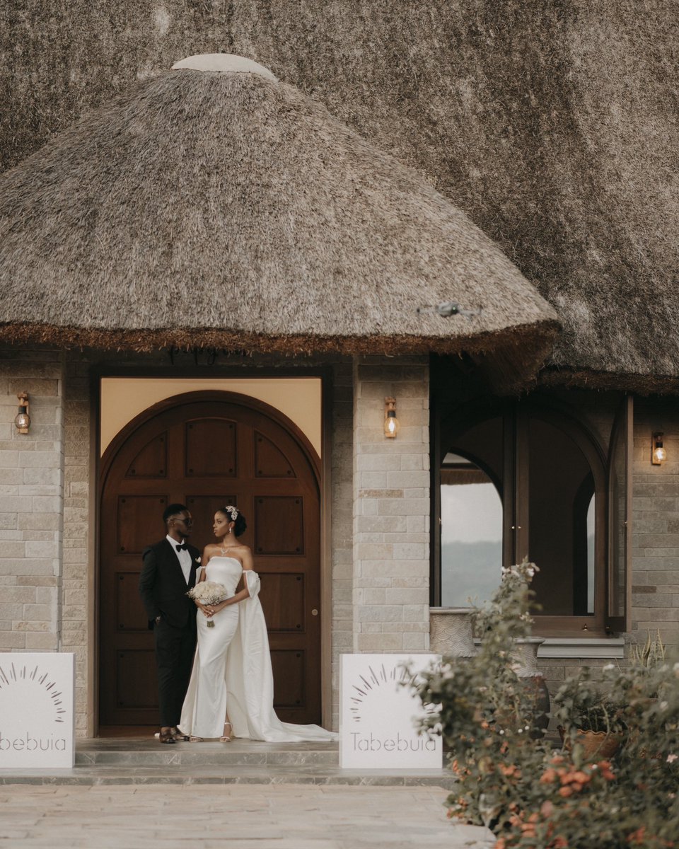 Timeless Weddingz tweet media