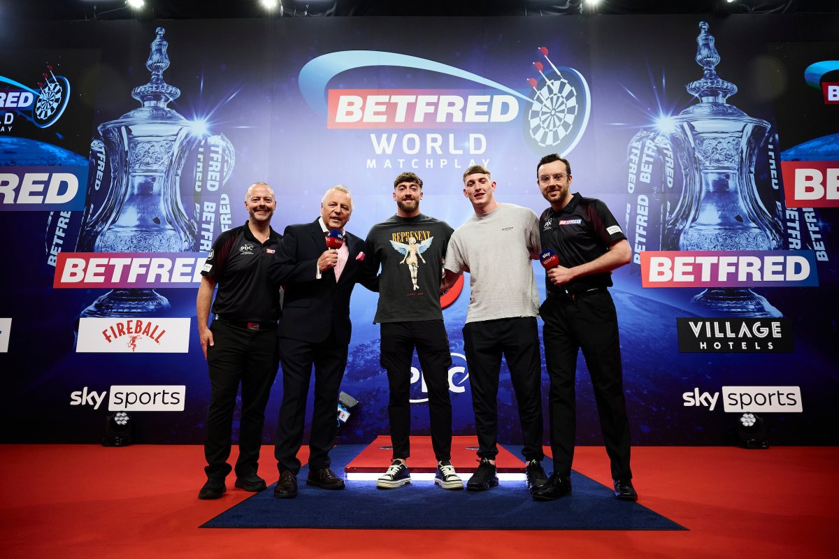 Betfred Super League (@superleague) on Twitter photo "Matty to throw first - game on!" 🗣️
<a href="/WarringtonRLFC/">Warrington Wolves</a> and <a href="/England_RL/">England Rugby League</a> duo <a href="/MattyyAshton/">Matty Ashton</a> and <a href="/MattyNicholson2/">Matty Nicholson</a> took to the oche this evening at the <a href="/Betfred/">Betfred</a> #WMDarts 🎯
<a href="/OfficialPDC/">PDC Darts</a> 🤝 #SuperLeague "Matty to throw first - game on!" 🗣️
<a href="/WarringtonRLFC/">Warrington Wolves</a> and <a href="/England_RL/">England Rugby League</a> duo <a href="/MattyyAshton/">Matty Ashton</a> and <a href="/MattyNicholson2/">Matty Nicholson</a> took to the oche this evening at the <a href="/Betfred/">Betfred</a> #WMDarts 🎯
<a href="/OfficialPDC/">PDC Darts</a> 🤝 #SuperLeague