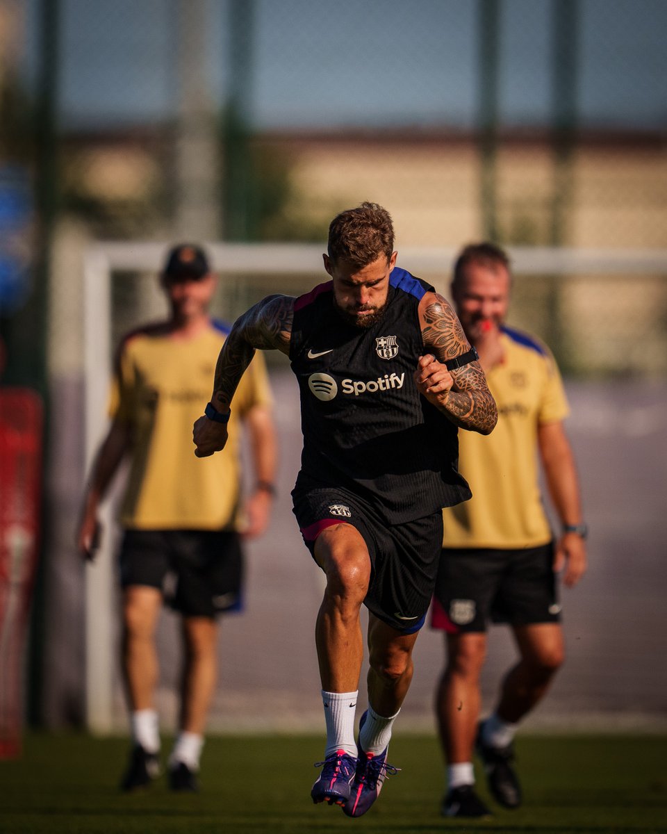 FC Barcelona tweet media