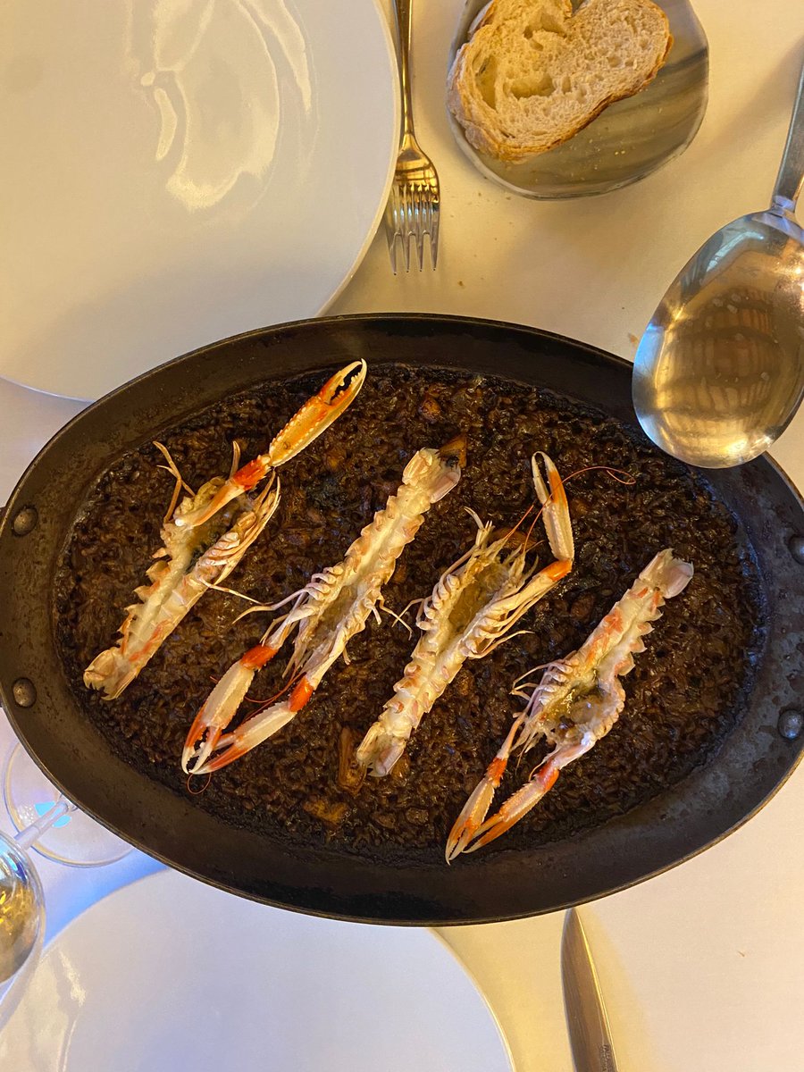 polsa95's tweet photo. Excel·lent àpat a la casa de menjars de @Sol_Blanc, a Pals, amb una companyia exquisida i un entorn immillorable. https://t.co/ErLRYpX8CN