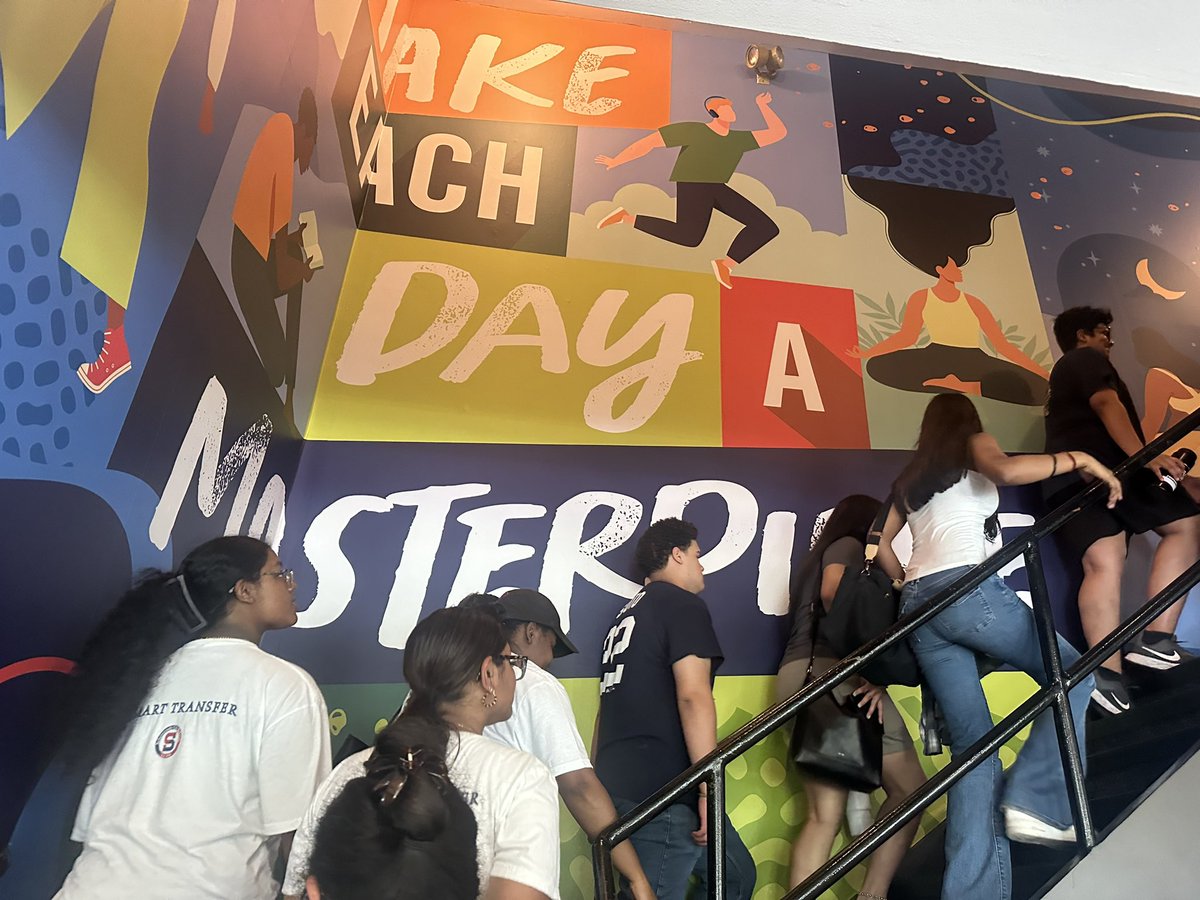 Our Early College High School students got to visit Russell Sage College in Albany today! 🐊

We love exposing our students to as many college campuses as possible so they feel confident and informed when making their decision on what institution to transfer to! 💚