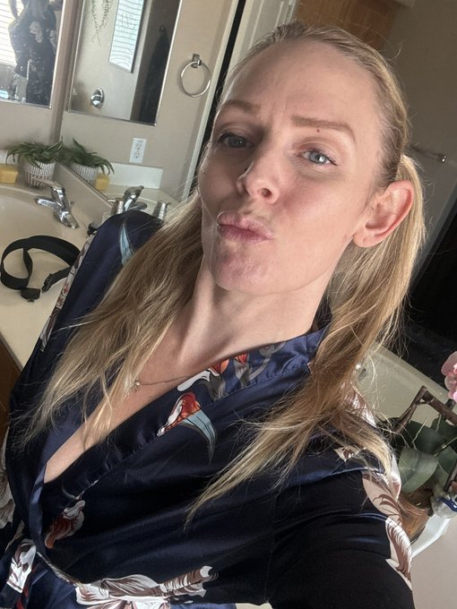 I feel like death today! I’ve been sick all night! Help me order some food and medicine!   Cash App-<a href="/tag/fun"class="tags"><span>&#35;fun</span></a><a href="/tag/arizona"class="tags"><span>&#35;arizona</span></a><a href="/tag/phoenix"class="tags"><span>&#35;phoenix</span></a><a href="/tag/massage"class="tags"><span>&#35;massage</span></a><a href="/tag/content"class="tags"><span>&#35;content</span></a>