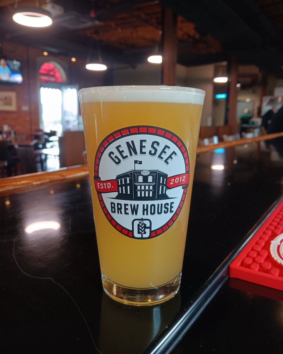 GennyBrewHouse's tweet photo. Now that's one tasty looking beer! Starting at 4pm order a pint of BH Dry Hopped Cream Ale, HBC638 hops and receive a free pint glass! #pintnight https://t.co/cDWkvdbfpt