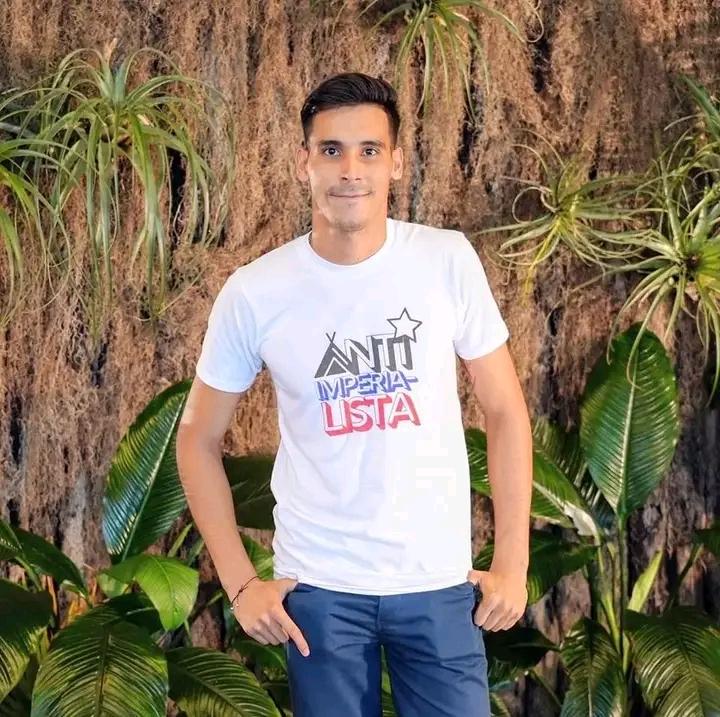 Es electa Meyvis Estévez Echevarría, Miembro del Consejo de Estado de la República de Cuba con el 99.28% , igualmente resultó electo Ricardo Rodríguez González, Presidente Nacional de la FEU de Cuba con el 99.76%. #CubaLegisla