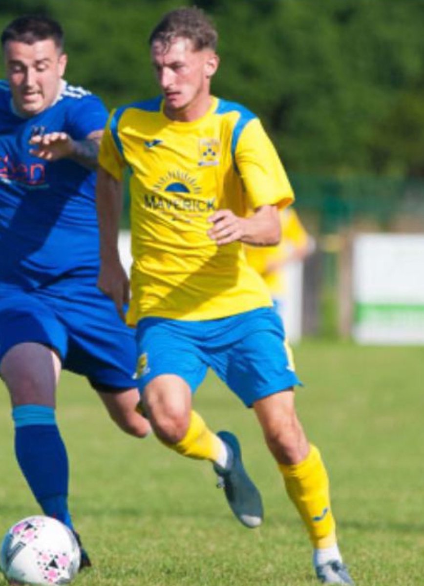 We would like to welcome Darragh Bustin <a href="/bustind/">darragh bustin</a> to the Swifts family. Darragh has had a tough time with injuries but now we will see the best of him in the gold and black ⚽️💛🖤