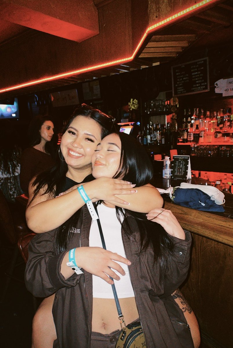 Cheeenna's tweet image. Happy birthday to my 1 forever. I love you and I can’t wait to see and hug you later 🤎