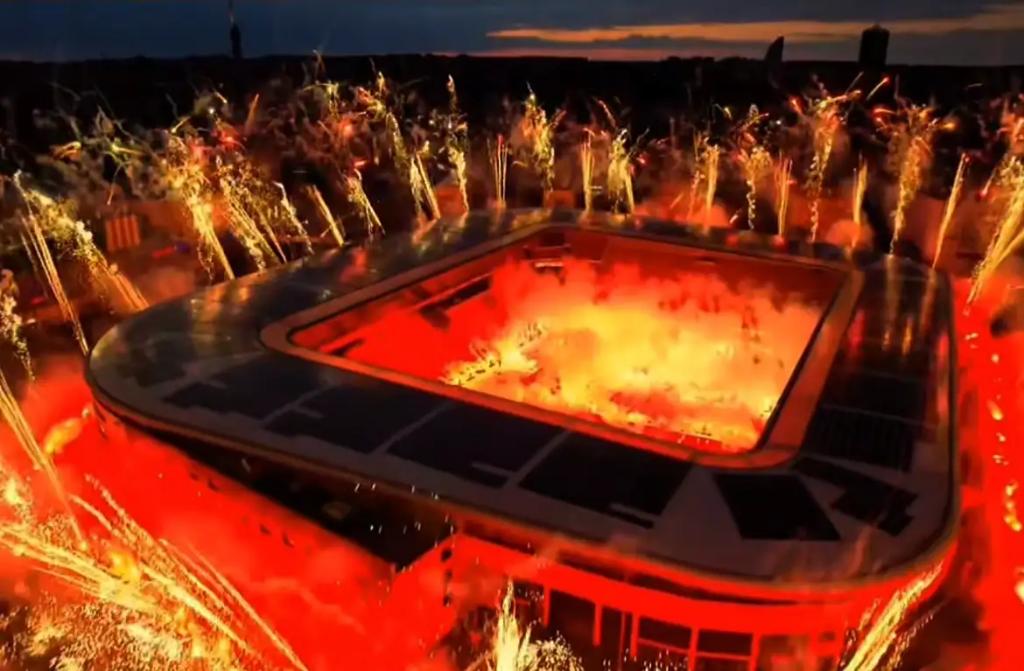 Ultramaniatics's tweet photo. La Tribuna Sever encendió la pretemporada del Slavia Praga 🔥🔥🔥
📸 @TRIBUNA_SEVER 
🇨🇿 16.07 https://t.co/WPwLHkefW2