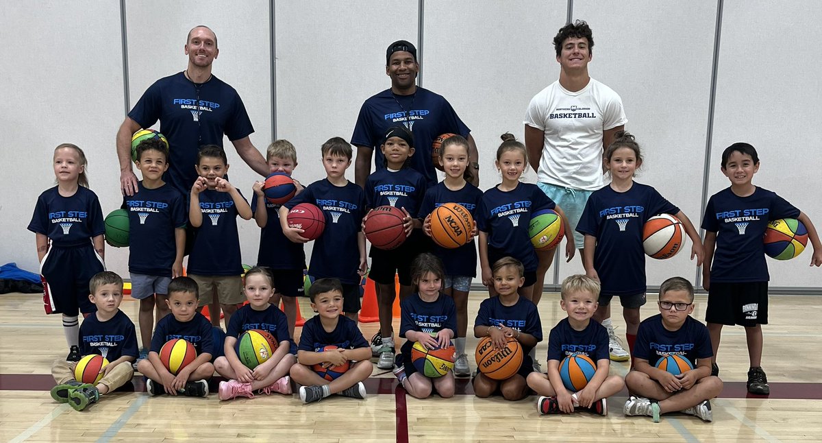 FirstStepBball's tweet photo. THAT’S A WRAP✅

60+ kids attended this week 🙌

We worked hard, learned a lot, and had a blast 🏀🔥

Can’t wait for our next event‼️ https://t.co/q6ITL7nkA1