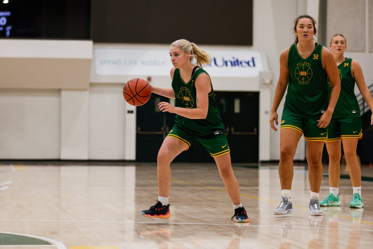 OBU_WBBall's tweet photo. Back in the lab 🧪

#OnToVictory https://t.co/SL8BZyY8zf