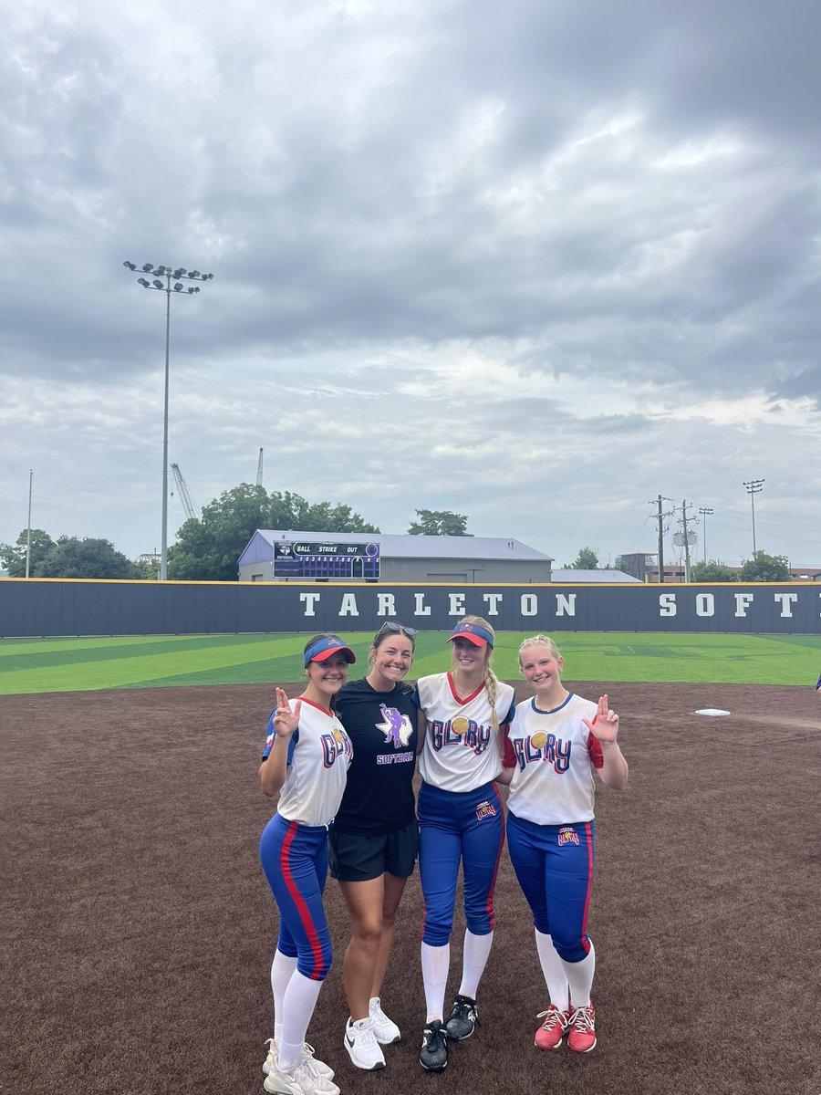 Thank you <a href="/TarletonSB/">Tarleton State Softball</a> for a great camp! I loved the instruction from the coaches and players. <a href="/Coach_Cump/">Mark Cumpian</a> <a href="/AlyxCordell/">Alyx Cordell</a> <a href="/StefPhillips4/">Stefanie Phillips</a> <a href="/Reed__Robbins/">Reed Robbins</a> <a href="/TexasGloryGold/">Texas Glory Gold</a> <a href="/BradyRowland5/">Brady Rowland</a>