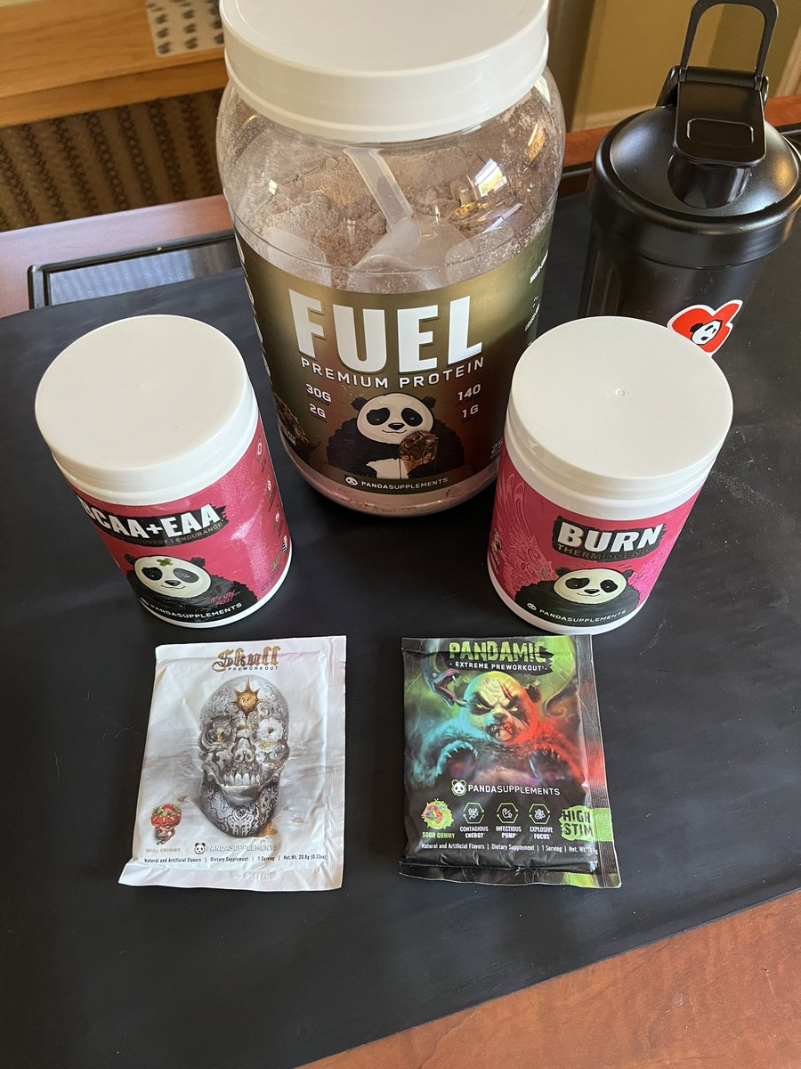 mjnick44's tweet photo. @MitchellRenz365 & @JeremyChuggs look what arrived today! Excited to support @ChatSports and @PandaSupps tried the thermogenics already and it is so good. The chocolate ice cream will be tried later this evening or tomorrow. Thanks for all you guys do for #RaidersNation #RO4L https://t.co/TGNsah5clu