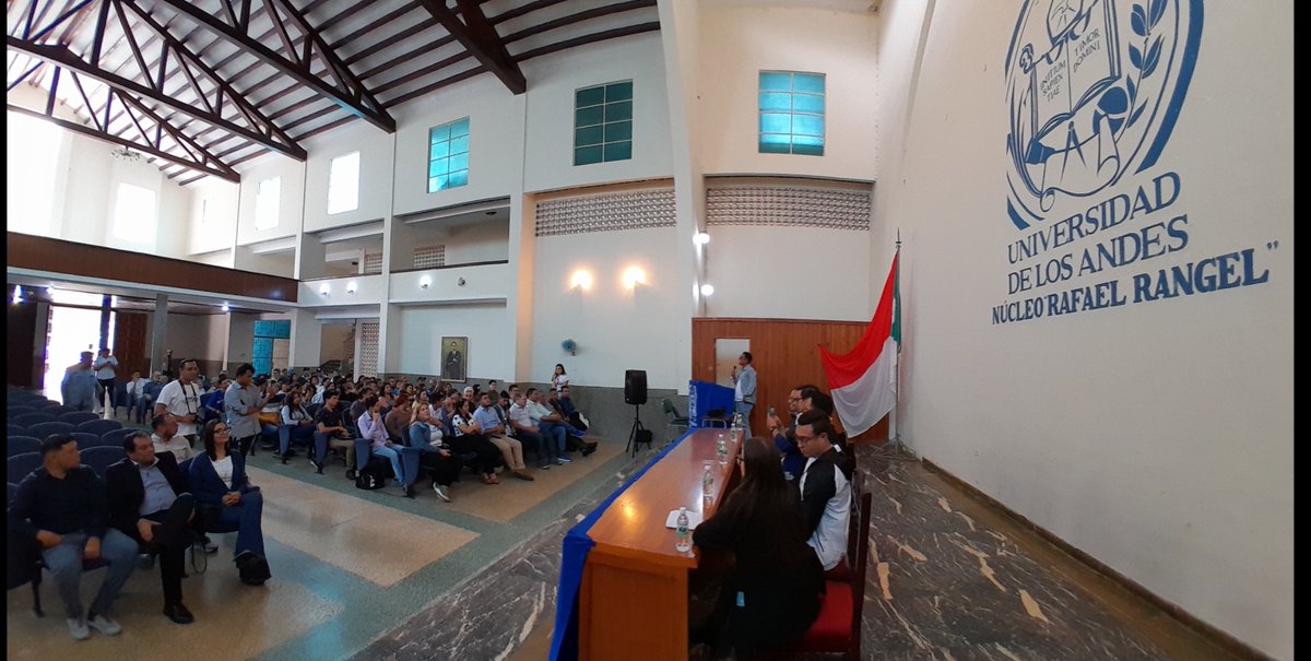 PrensaULANurr's tweet photo. Compromiso democrático asumen ulandinos y trujillanos durante Congreso Visión de Futuro. El #Cenurr organizó el evento regional, pro defensa del voto y levantar propuestas garantes de bienestar general
https://t.co/pkZZSJs84H
#UniVe
#ULA
#NURR
#Trujillo
#17Jul https://t.co/hz4vxrKw3c