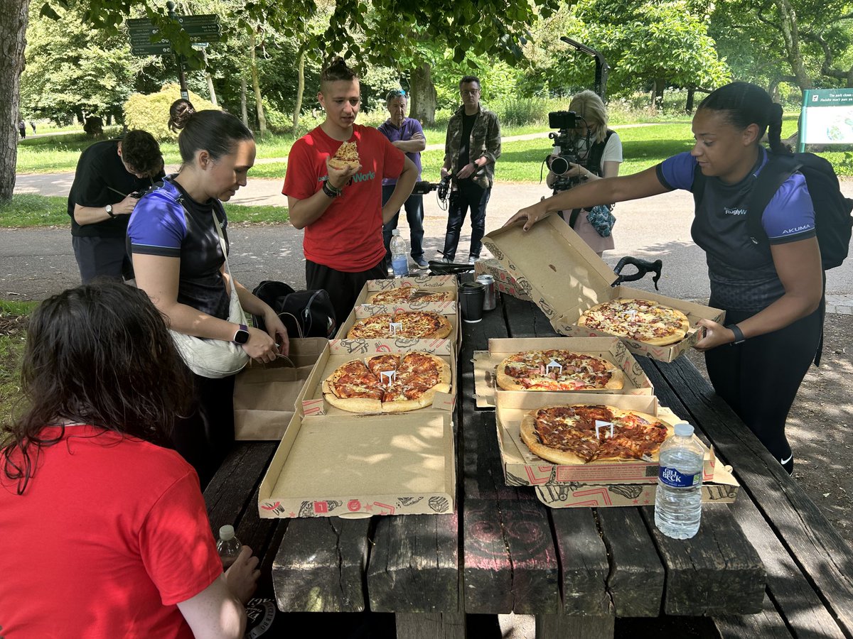 SimonJDent's tweet photo. Great day down in Cardiff with @DallaglioRW and some of the young persons that they are working with. Nice jog and some pizzas in the park #includetheexcluded #sportforall #sportfordevelopment https://t.co/83xtng8Jcw