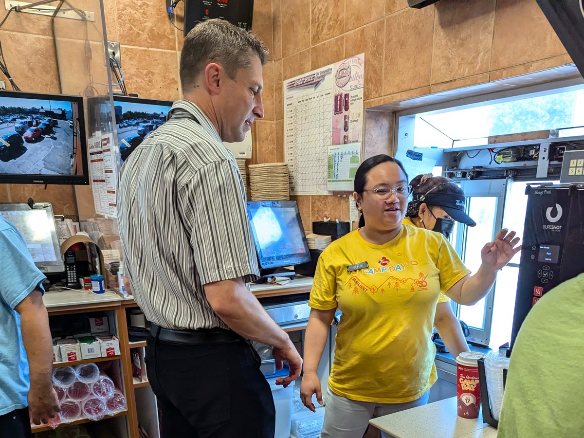 MichaelKramSK's tweet photo. Happy #TimsCampDay!  This morning I was pleased to work a shift at the @TimHortons drive through on Albert Street South.  Proceeds from today's sales of hot and iced coffees go towards @TimsCamps.  #yqr https://t.co/dibakVM7WA