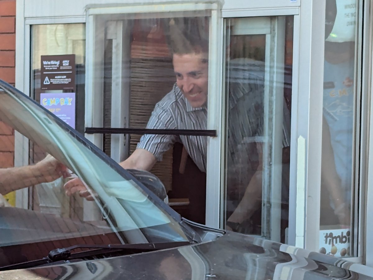 MichaelKramSK's tweet photo. Happy #TimsCampDay!  This morning I was pleased to work a shift at the @TimHortons drive through on Albert Street South.  Proceeds from today's sales of hot and iced coffees go towards @TimsCamps.  #yqr https://t.co/dibakVM7WA