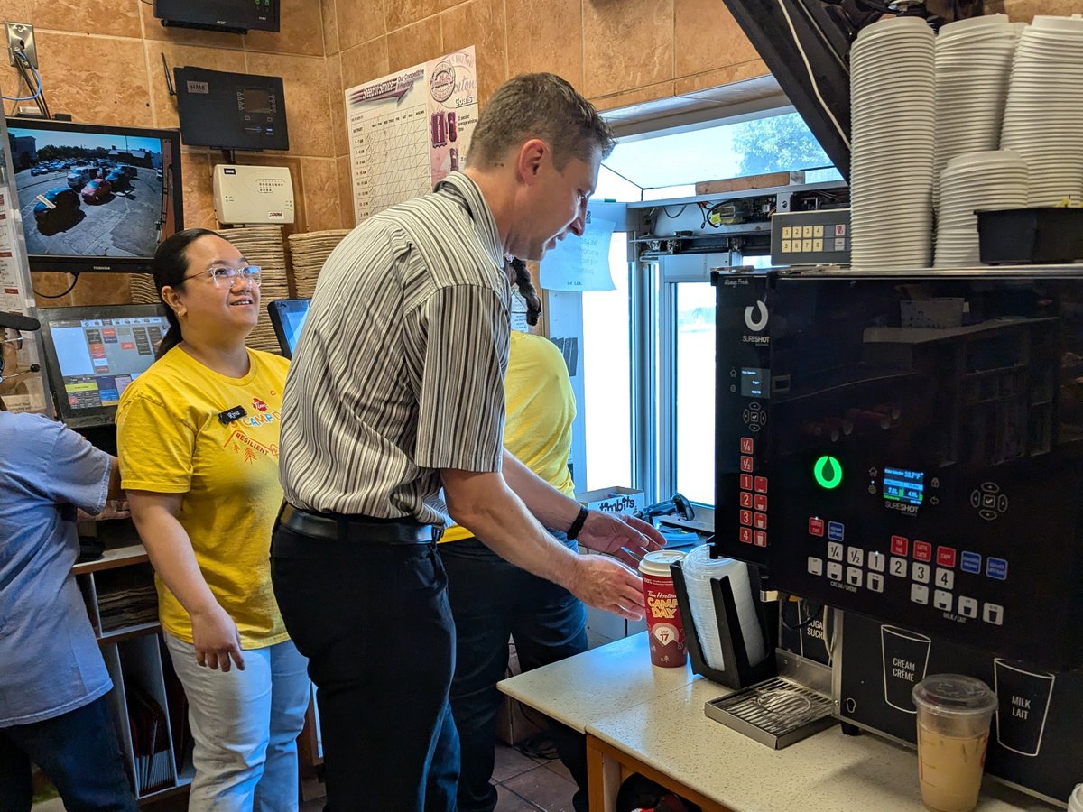 MichaelKramSK's tweet photo. Happy #TimsCampDay!  This morning I was pleased to work a shift at the @TimHortons drive through on Albert Street South.  Proceeds from today's sales of hot and iced coffees go towards @TimsCamps.  #yqr https://t.co/dibakVM7WA