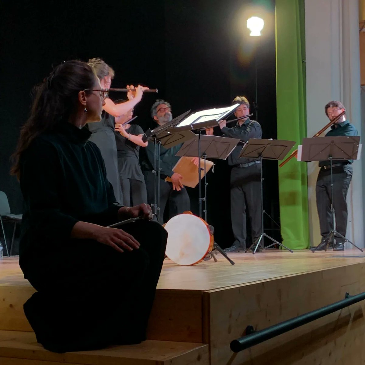 Festival_FeMAP's tweet photo. La setmana al #FeMAP24 comença amb música inspirada en la tràgica vida d'Adonis i una extraordinària interpretació de #phaedrus al Teatre Casino d'Alp.
Aquí us deixem un recull de 📸
Gràcies per venir!!! 🎶♥️ https://t.co/jP2c1GW4hh