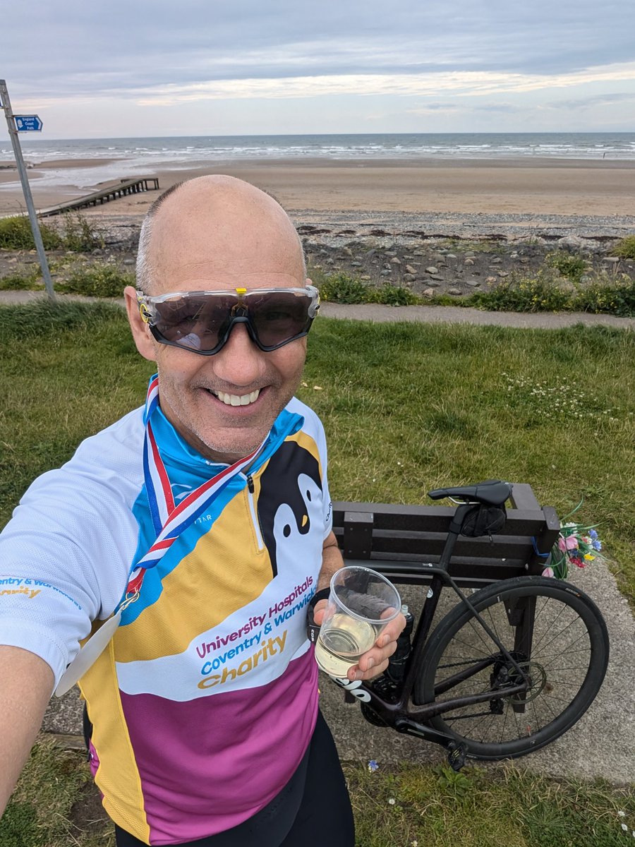 mark easter tweet media