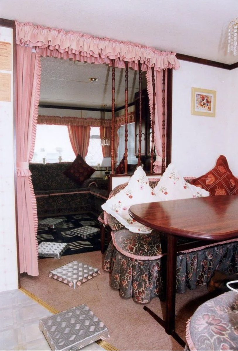 Almost 20 yrs have passed. The people you knew then are strangers now. The secrets you keep for them continue to haunt you. You didn’t kill Lisa but you know who did.I can help you. We will understand why you didn’t say anything until now. Talk to me. Please ❤️