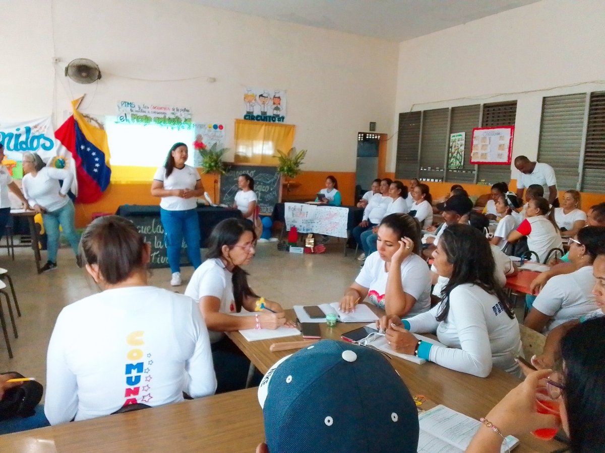 Gestion Comunicacional CDCE Bolivar tweet media