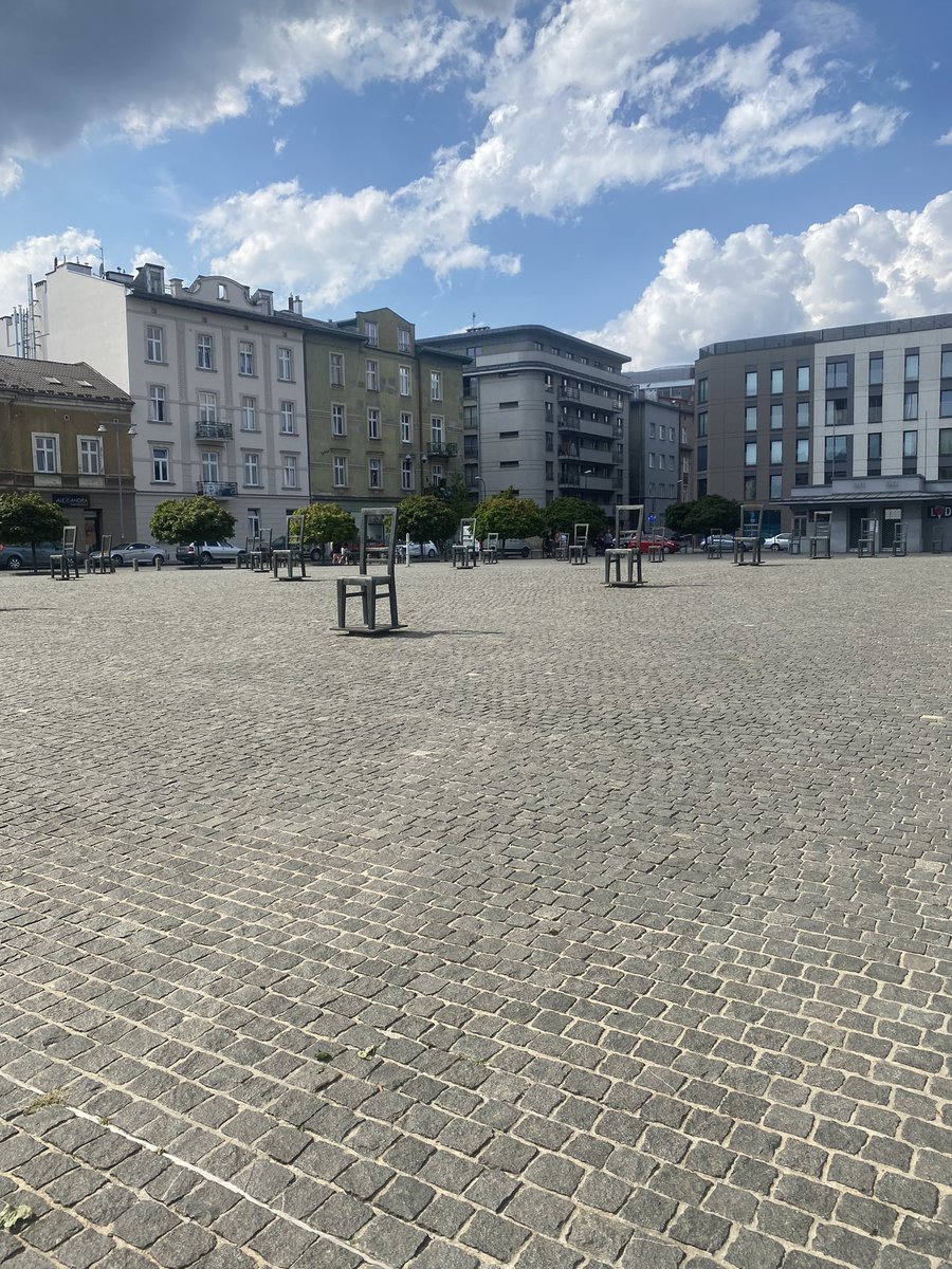 NWSGHistory's tweet photo. A thought provoking morning for our @NewsteadWood Year 9s at @AuschwitzMuseum followed by a stop at the Empty Chairs Memorial in Ghetto Heroes Square. All rounded off with a post dinner souvenir shopping excursion! #WeAreNewstead https://t.co/UeSwxM3B0O