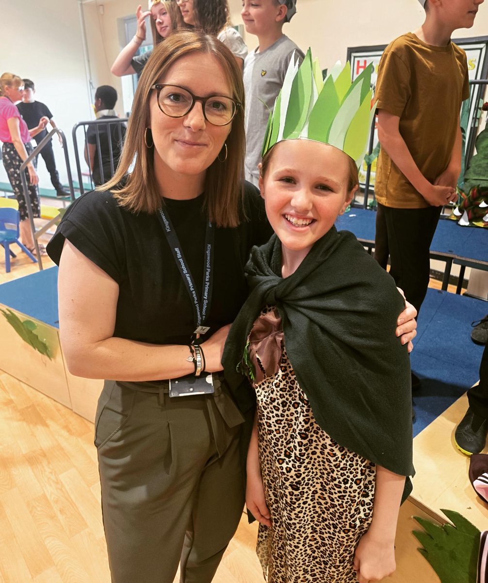 squashydoghead's tweet photo. So proud of my little Mowgli 🌟😭❤️
Going out of her primary school years with an absolute bang 💥
Well done every single one of you for two amazing yr 6 productions today of Jungle Book 🎶🍃🐆🐒
@KingswoodParksP @MissRitchieKWP @MrsHawksleyKWP https://t.co/w4SzH5sQ5S