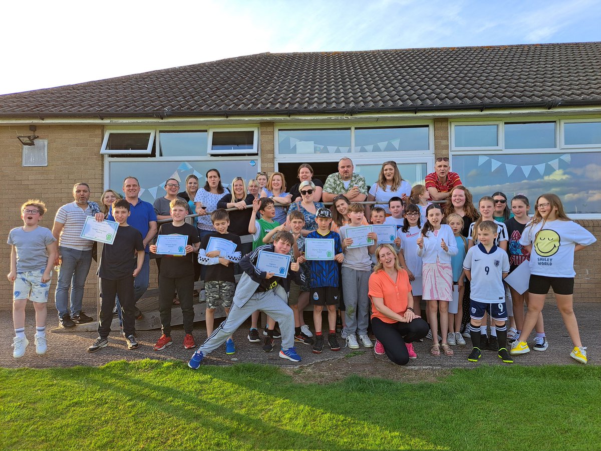 After the games, food and awards, we rounded off the evening with the great shot of Year 6 and their families. Best wishes to all of our leavers. You'll be fantastic!!