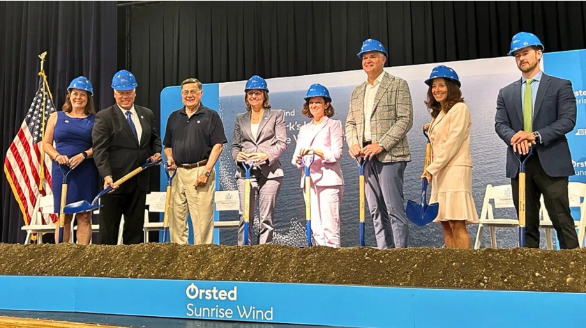 SunriseWindNY's tweet photo. Made #offshorewind history in NY again! The state's largest offshore wind farm's construction is underway!
Thank you to all the federal, state, labor, environmental + local leaders who joined us at #SunriseWind's groundbreaking today.
https://t.co/s2a8VMNKmb #BuildingSunrise https://t.co/5lOH3KXCWu