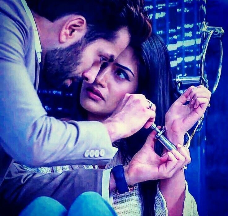 They gave us One Banger show and disappeared 🫠
.
.
.
.
.
.
JustShivikaMissingHours🩷