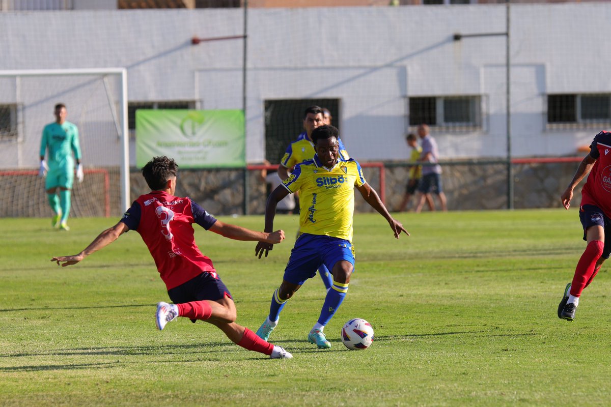 Cadiz_CFCantera's tweet photo. El día que debutas con el primer equipo del Cádiz CF…

💭💛 Ese día no se olvida 𝐍𝐔𝐍𝐂𝐀 https://t.co/4wzaZTvGrU