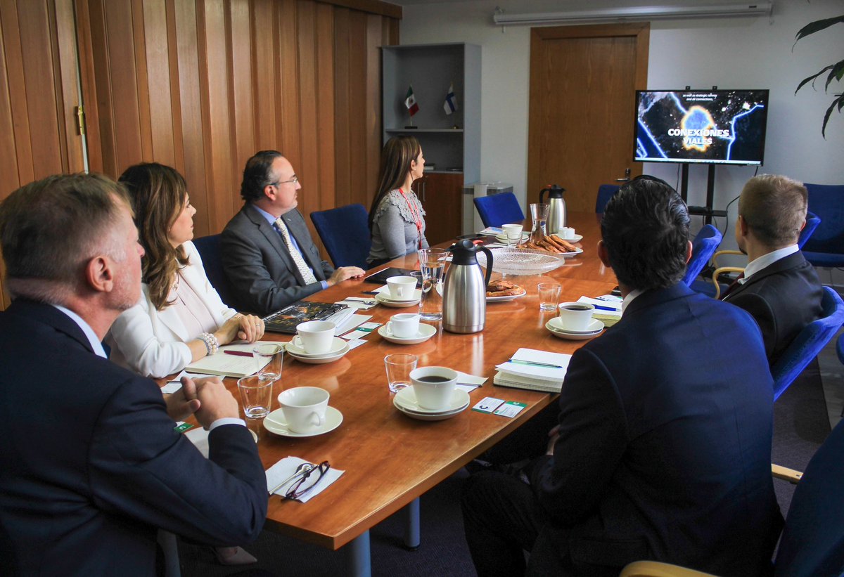 Como lo dice el Gobernador <a href="/manolojim/">Manolo Jiménez Salinas</a>, Coahuila es tierra con rumbo y oportunidades para la inversión y el desarrollo. 

Gracias al Embajador de Finlandia en México <a href="/Aripmaki/">Ari Mäki</a> 🇫🇮🇲🇽 por el encuentro para vincularnos con Finlandia y explorar la cooperación en gestión forestal,