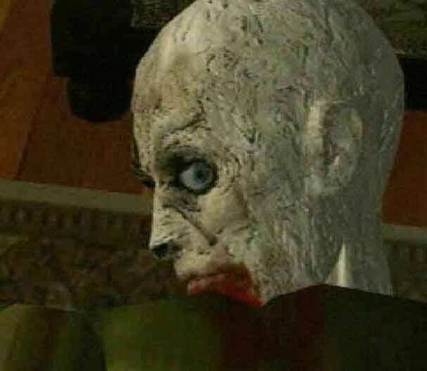 ResiEvilCentral's tweet image. Exactly 6 years apart. Utterly insane to me.