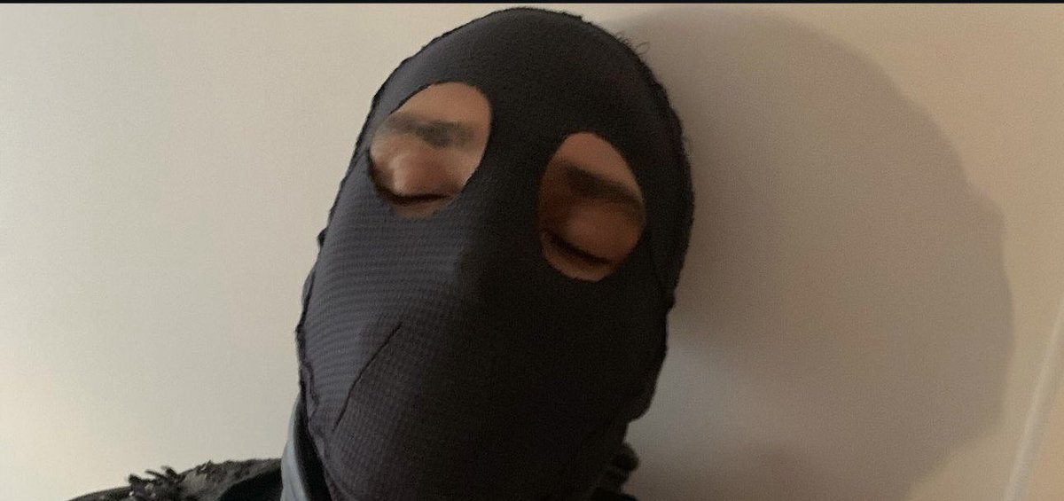TheBoysOOCC's tweet photo. The fact that the Actor who Plays Black Noir is actually Narcoleptic makes the new Noir 10x funnier #Theboys https://t.co/OJRMdHJ9UA