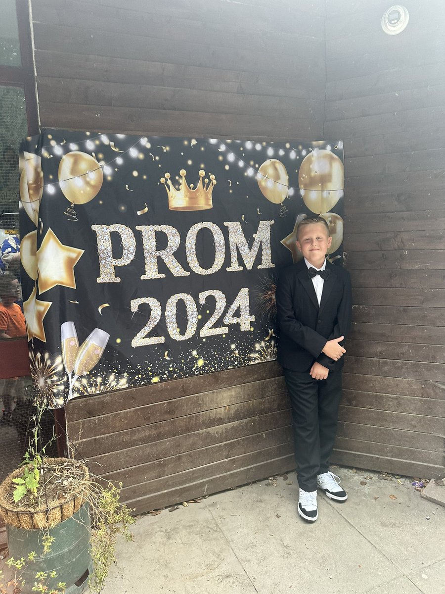 Yr 6 prom was a fabulous success! Mrs Myall - we all really do appreciate your hard work in bringing it all together. Thank you again <a href="/wearekickstart/">Kickstart</a> we do appreciate your support. #community