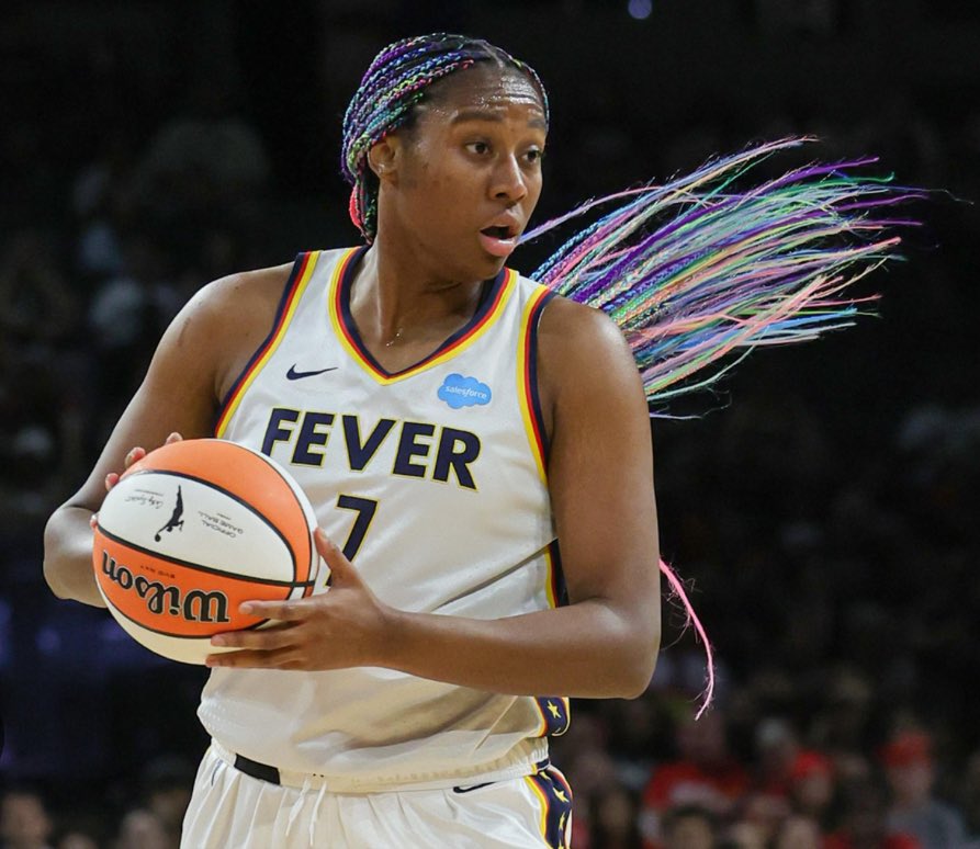 GeVon_B's tweet photo. ALIYAH BOSTON TONIGHT:

28 MIN
28 PTS
8 REB
3 AST
4 BLK
11-14 FG (78%)
1-1 3PT (100%)
5-7 FT (71%)

Tough loss.
Walking Bucket!! https://t.co/PCNKOLzJSo