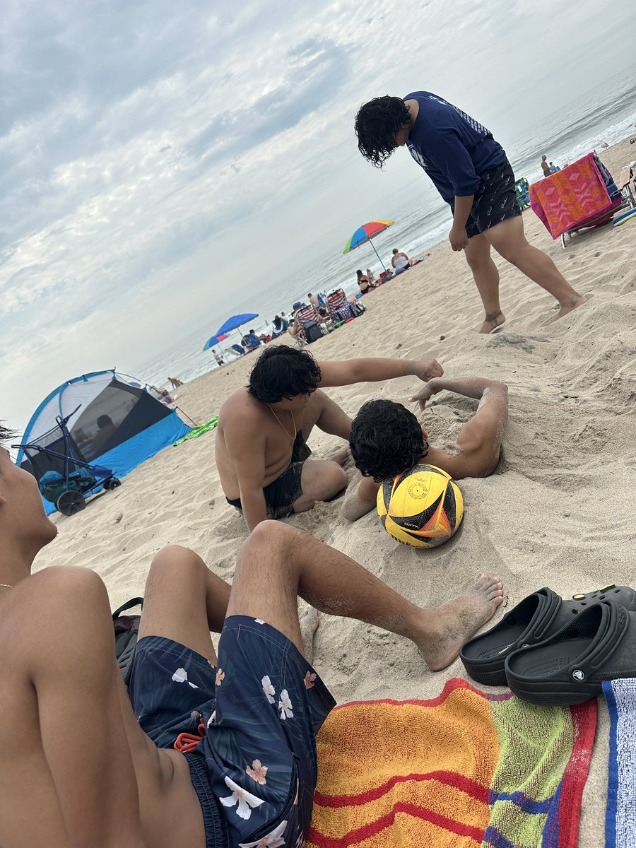 elle_rkive401's tweet photo. - I took my babies to the beach today and it was a great day. We were there from when they opened to when they closed. My babies had a blast and that’s all that matters.
#myworld #mypriorities #mylittlehumans #myeverything #mommasboys #misquamicutbeach
♥️ https://t.co/v6b07YGwas