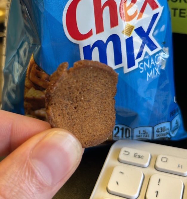 _KevinSteele's tweet photo. I knew my frontal lobe was fully developed when these started tasting good. https://t.co/50BN0tb3Aq