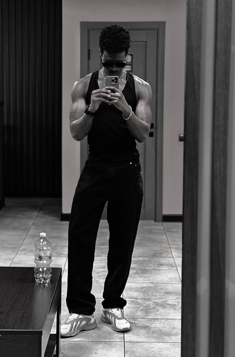 R Y A N (@Ryannwaneri) / Posts / X