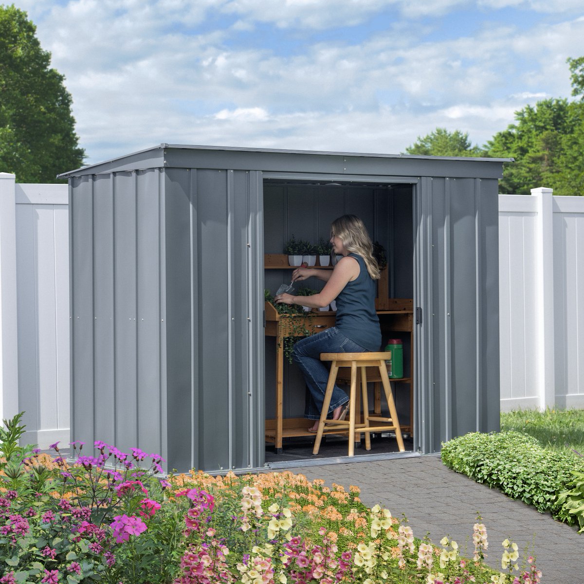 arrowstorage's tweet image. How are you using your shed? Send us a photo, we&apos;d love to see! 🤗 
bit.ly/4cVSdw7

#Shelterlogic #Arrowshed #DiyProject #Howdoyoushed #Summerstorage