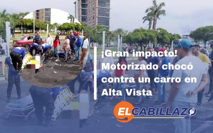 elcabillazo's tweet photo. Un motorizado se movía por la avenida Guayana, cuando impactó contra un vehículo, del cual no se tiene detalles. El sujeto de 35 años presentó escoriaciones y politraumatismos por el choque. Paramédicos lo trasladaron al hospital Uyapar. https://t.co/09OmpFie9d