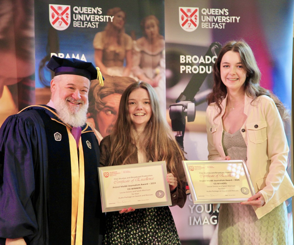 qubscreen's tweet image. Congratulations to Broadcast Production award winners ✨

⭐️ Anjool Malde Journalism Award - Louise Simms &amp;amp; Sarah Morrison

⭐️ @QUBelfast Foundation Scholarships - Arwen Fegan &amp;amp; Louise Simms

📸 with lecturers @mrfrankdelaney @elena_caoduro @drdjohnston @_johndarcy &amp;amp; Kurt Taroff
