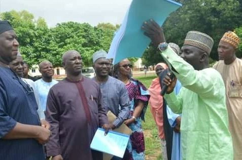 futminnamx's tweet photo. The Vice-Chancellor of the Federal University of Technology, Minna, Prof. Faruk Adamu Kuta, officially commenced the construction of the Technology and Innovation Park, funded by TETFUND. The site handover...👇https://t.co/Cg5sB6DwNL
#FUTMINNA #innovationpark https://t.co/HREbSQe93v