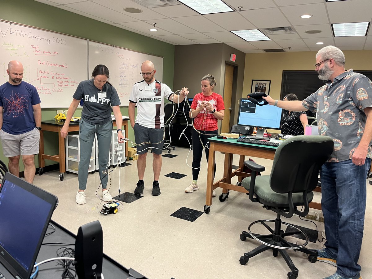 Hooray for all the smiles and laughs as the EYW: Computing professional development participants successfully complete their design challenge! Lots of Taylor Swift, talk of food and jokes are getting our team through the projects.