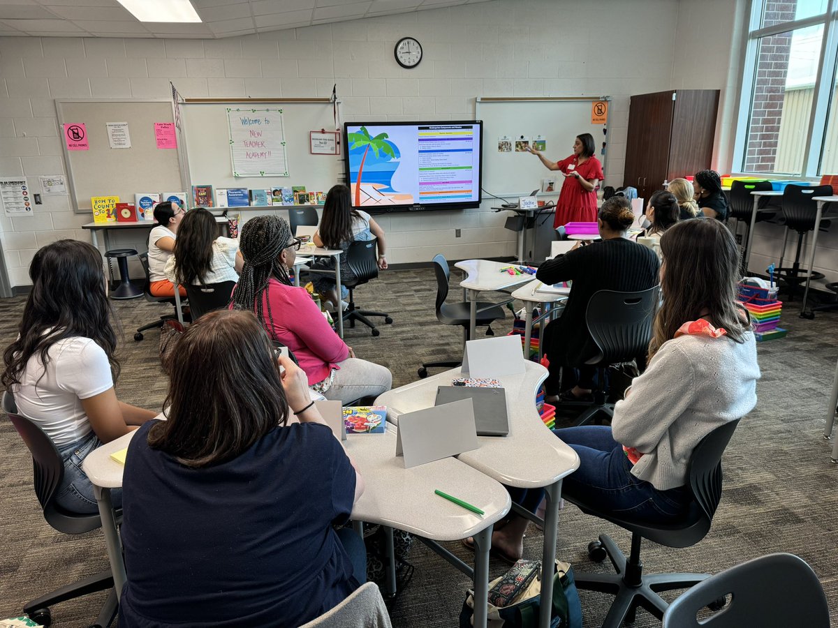 Eva Perales tweet media