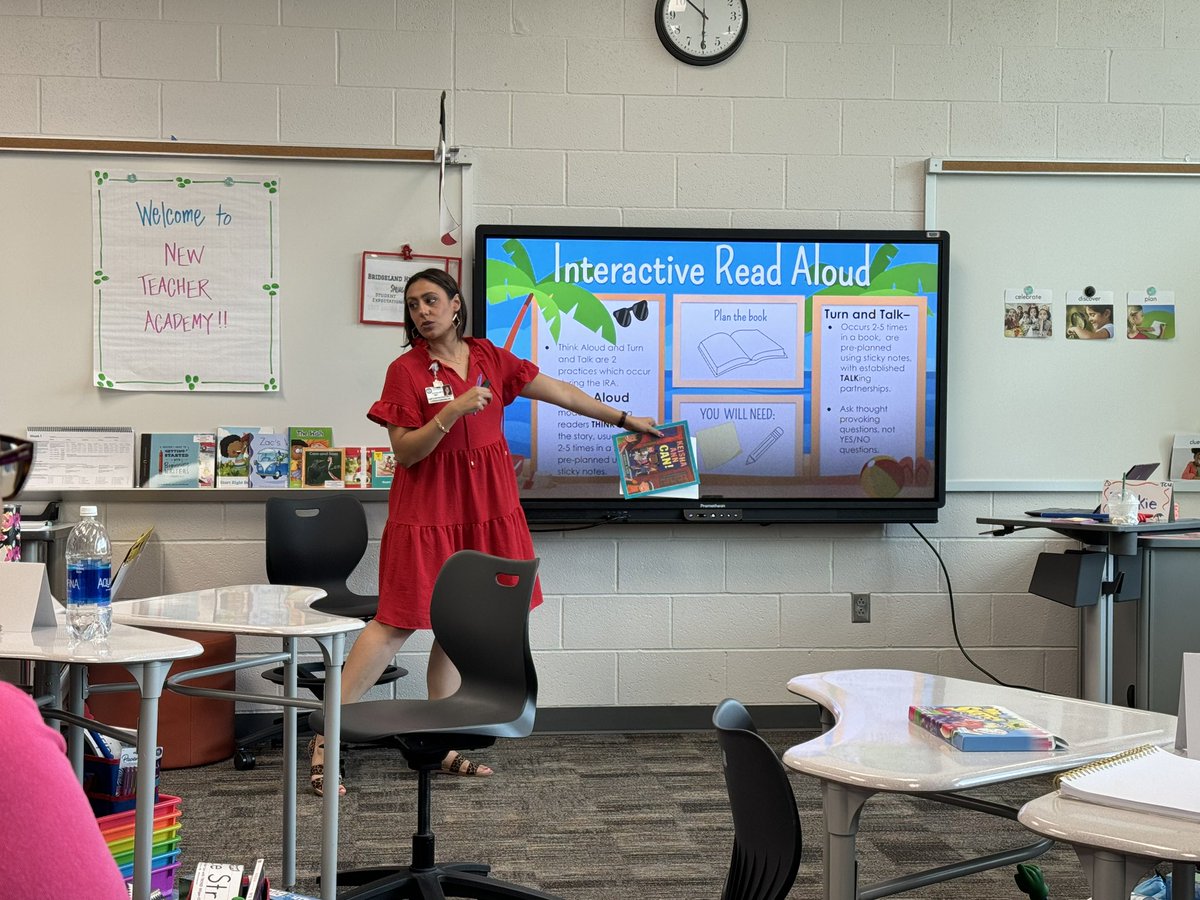 Eva Perales tweet media