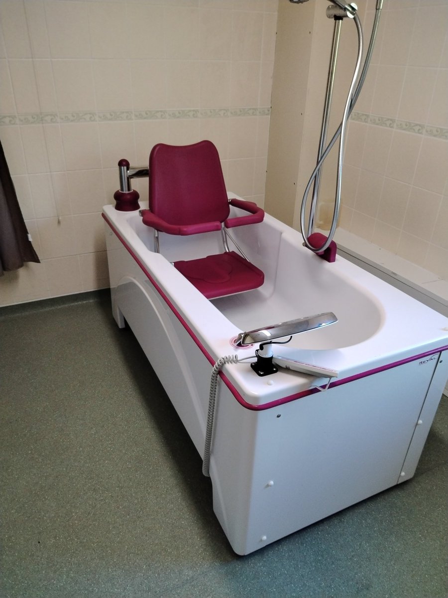 Technotub mobility Ltd (@disabledbath) on Twitter photo Enjoy bathing? Do you find getting in and out of the bath difficult?
You may qualify for a DFG to cover or help with costs.
We have a range of specialist baths to suit your requirements and budget.
Tel 01270254926
Sales@technotub.co.uk Enjoy bathing? Do you find getting in and out of the bath difficult?
You may qualify for a DFG to cover or help with costs.
We have a range of specialist baths to suit your requirements and budget.
Tel 01270254926
Sales@technotub.co.uk