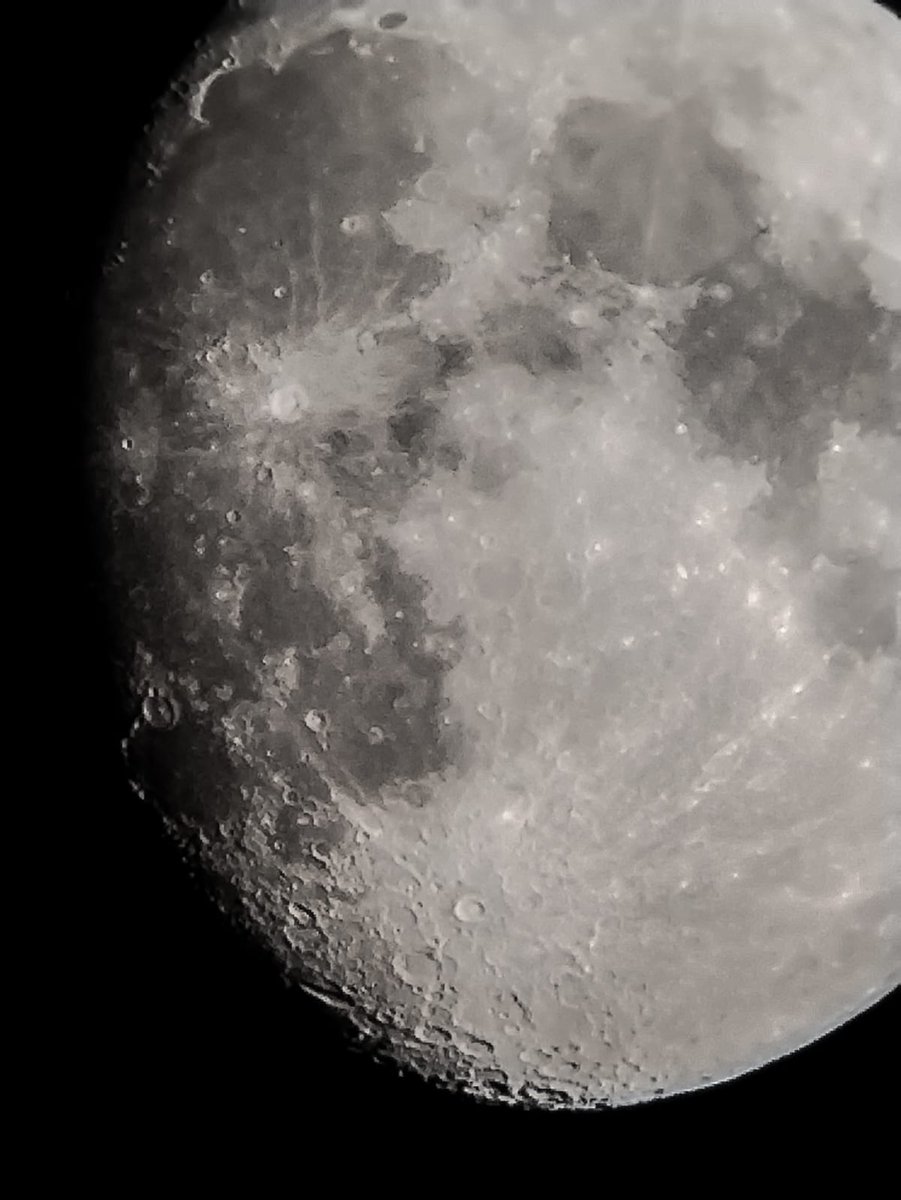 SAM_Minatitlan's tweet photo. Conoce uno de los crateres mas impactantes a simple vista. Aqui te dejo el link
https://t.co/OEFBzKneUL

#minatitlan #coatzacoalcos #veracruz #astrodato #astroevento #divugandoando #astromina #astrominatitlan #sociedadastronomicademinatitlan #SAV #SAMin https://t.co/XdIBHZryM9